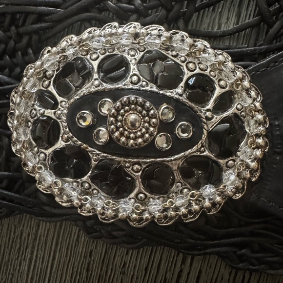 Leatherock Black leather Woven Belt with ornate silver Buckle - Picture 3 of 4